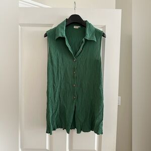 Green Sleeveless Button-Up Blouse